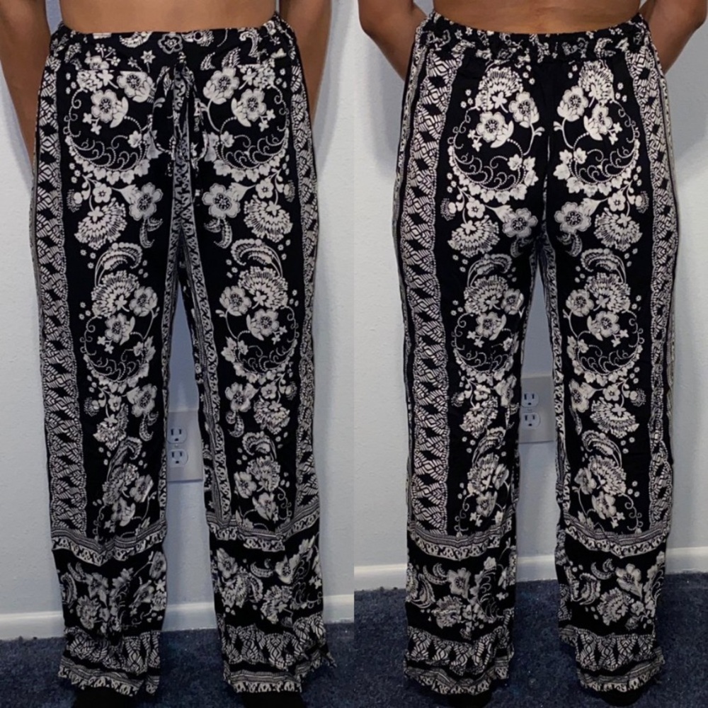 black and white cute boho pants!